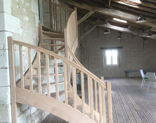 REGIS BERTHELOT Fabricant Escaliers Longue Jumelles Escaliers Traditionnels 1