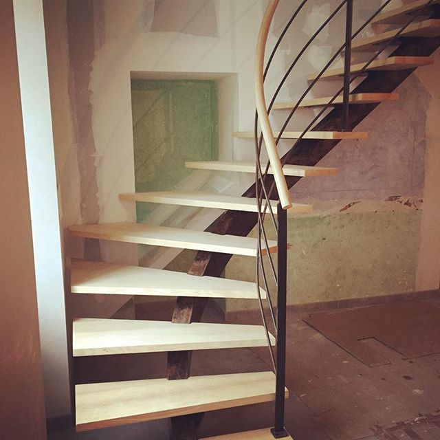 REGIS BERTHELOT Fabricant Escaliers Longue Jumelles 47271742 551749328630321 6815237366915799606 N